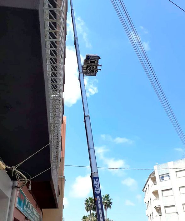 Mudanzas Matías Elevador por Fachada